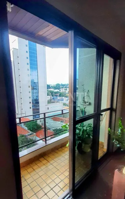 Foto 1 de Apartamento com 3 Quartos para venda ou aluguel, 114m² em Cambuí, Campinas