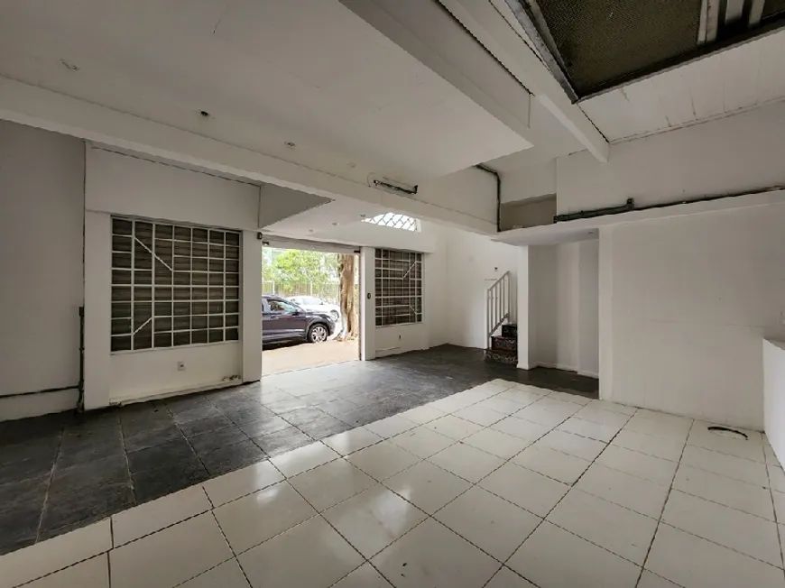 Foto 1 de Ponto Comercial para alugar, 70m² em Mont' Serrat, Porto Alegre