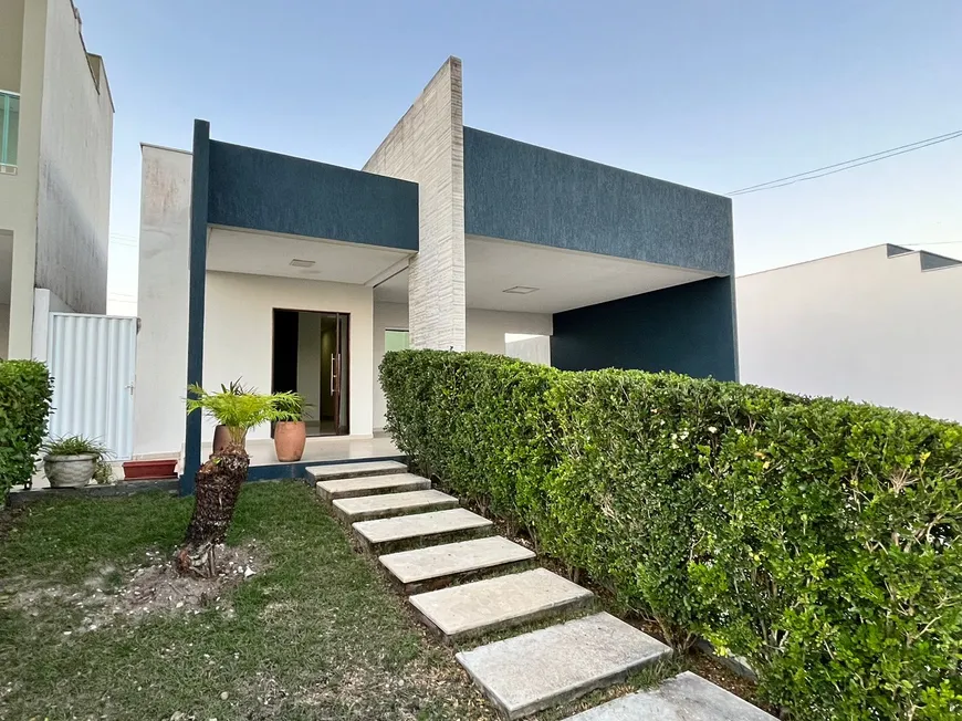 Foto 1 de Casa de Condomínio com 3 Quartos para alugar, 200m² em Canafistula, Arapiraca