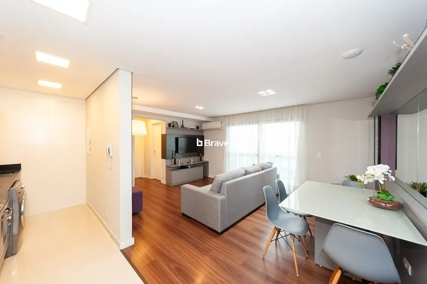 Foto 1 de Apartamento com 2 Quartos à venda, 66m² em Batel, Curitiba