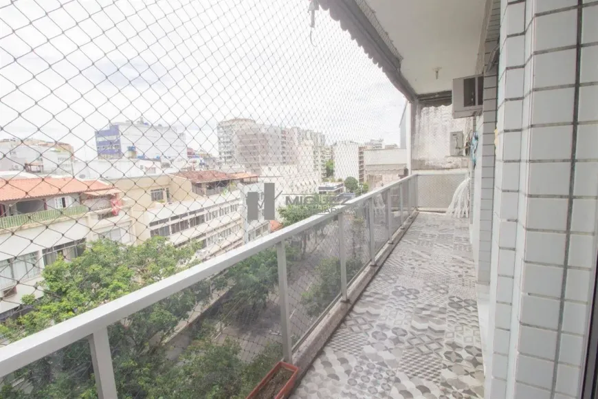 Foto 1 de Apartamento com 4 Quartos à venda, 125m² em Tijuca, Rio de Janeiro