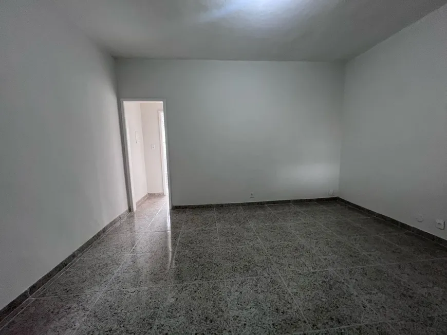 Foto 1 de Apartamento com 2 Quartos para alugar, 80m² em Parque Paulicéia, Duque de Caxias