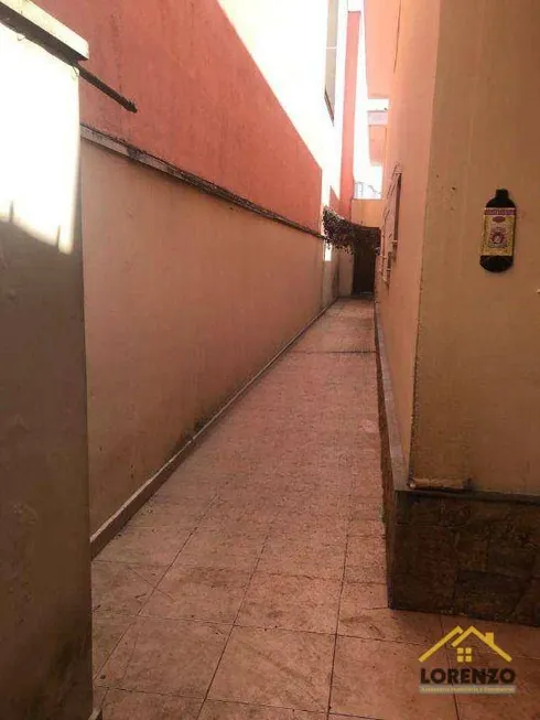 Foto 1 de Sobrado com 3 Quartos à venda, 247m² em Vila Pires, Santo André