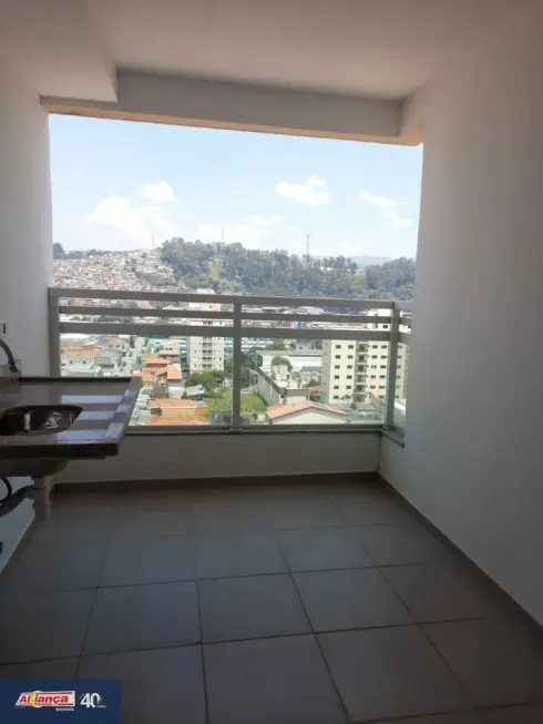 Foto 1 de Apartamento com 2 Quartos à venda, 62m² em Vila Galvão, Guarulhos