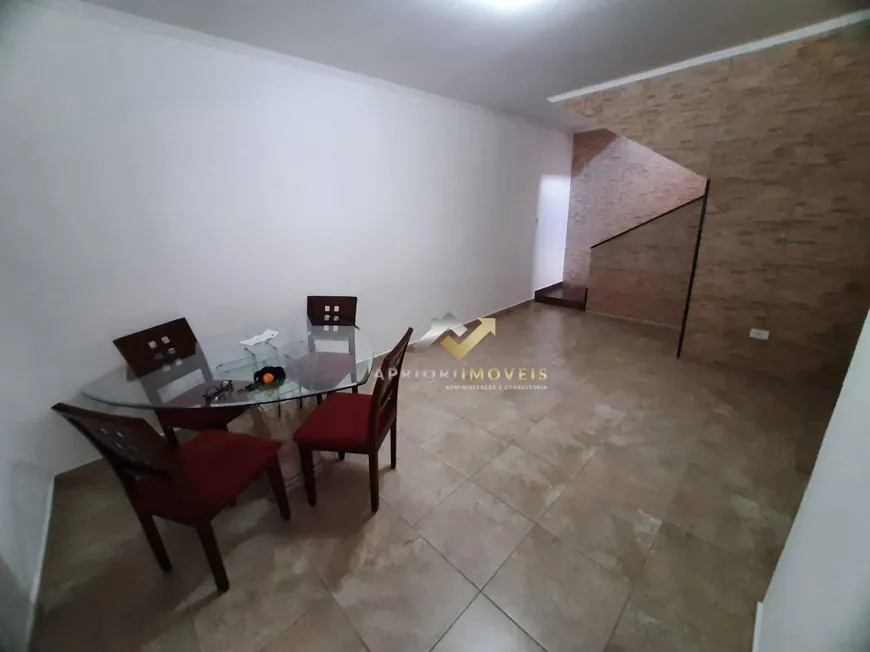 Foto 1 de Sobrado com 2 Quartos para venda ou aluguel, 152m² em Vila Helena, Santo André