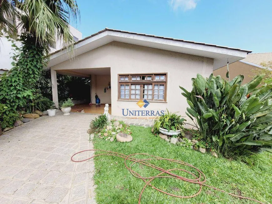 Foto 1 de Casa com 3 Quartos à venda, 200m² em Centro, Colombo