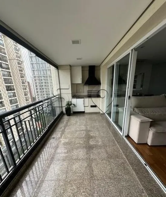 Foto 1 de Apartamento com 4 Quartos à venda, 137m² em Moema, São Paulo