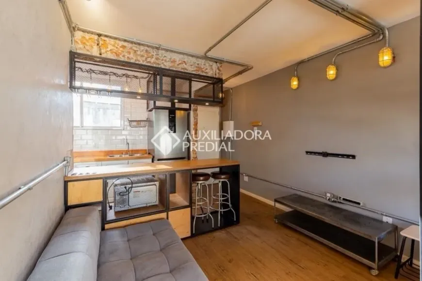 Foto 1 de Apartamento com 1 Quarto para alugar, 34m² em Rio Branco, Porto Alegre