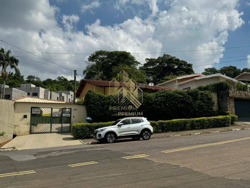 Foto 1 de Casa com 3 Quartos à venda, 170m² em Vila Santista, Atibaia