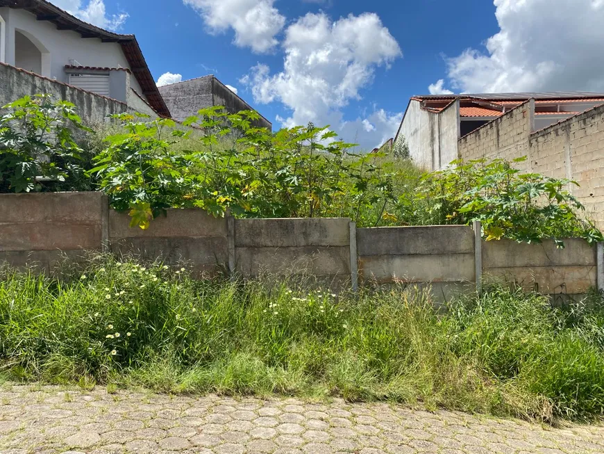 Foto 1 de Lote/Terreno à venda, 412m² em , Caxambu