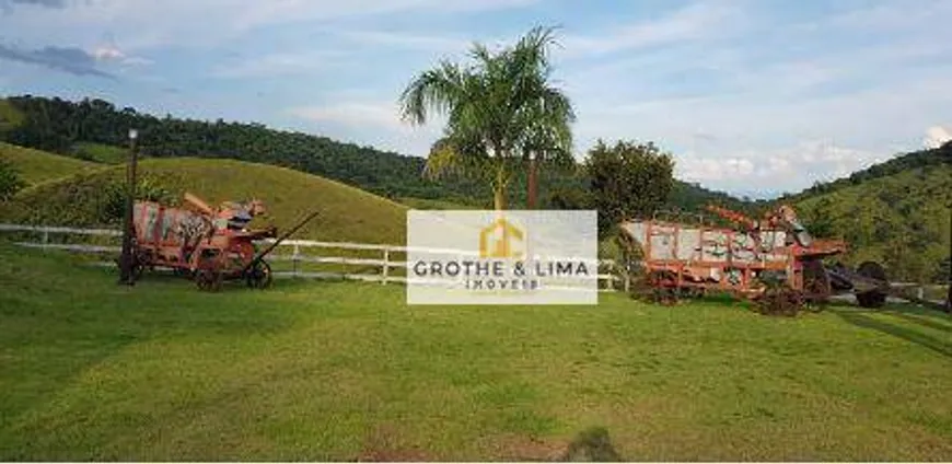 Foto 1 de Fazenda/Sítio à venda, 900m² em Goiabal, Pindamonhangaba