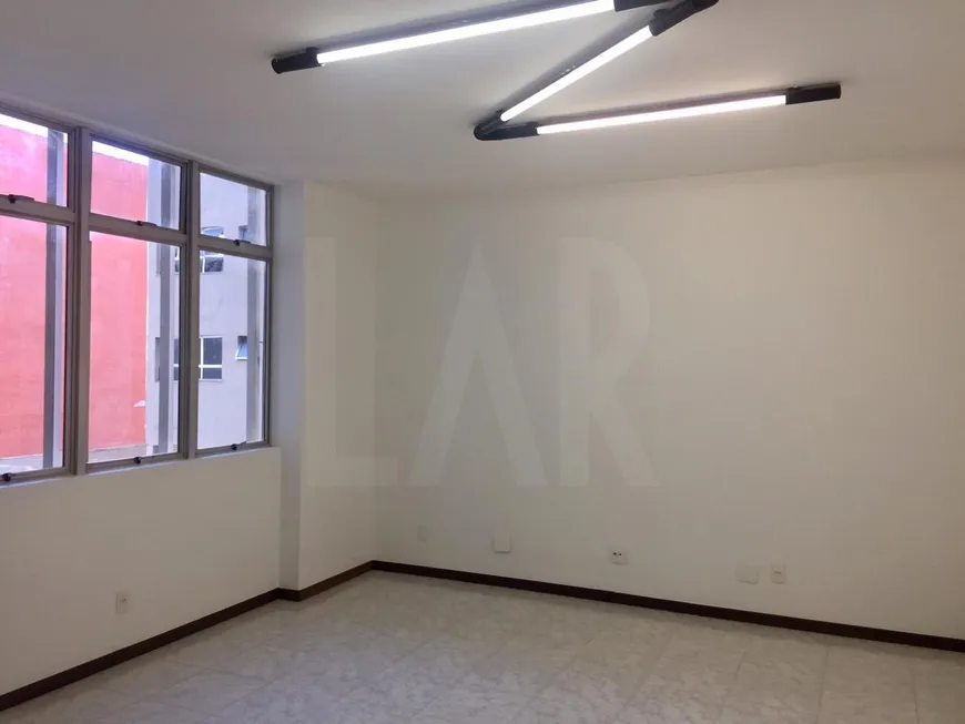 Foto 1 de Sala Comercial para alugar, 23m² em Lourdes, Belo Horizonte