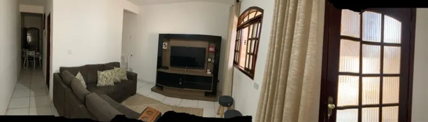 Foto 1 de Casa com 2 Quartos à venda, 90m² em Trindade, São Gonçalo