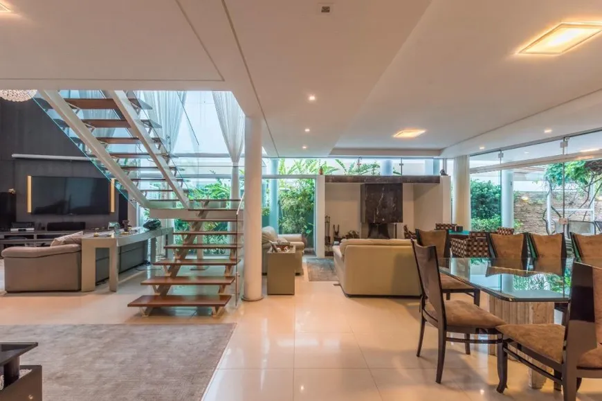 Foto 1 de Casa de Condomínio com 4 Quartos à venda, 465m² em Santa Mônica, Florianópolis