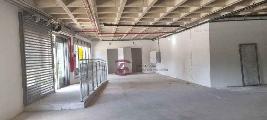 Foto 1 de Ponto Comercial para alugar, 250m² em Campo Belo, São Paulo