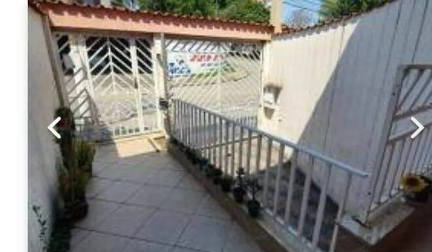 Foto 1 de Sobrado com 3 Quartos à venda, 205m² em Parque Central, Santo André