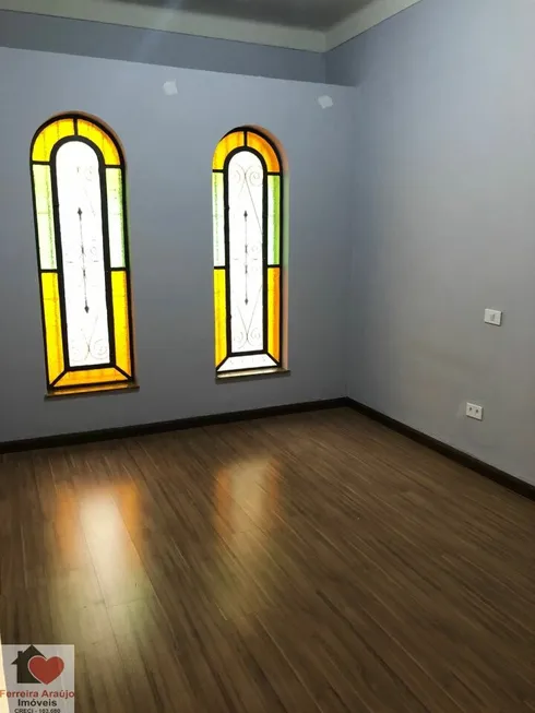 Foto 1 de Casa com 2 Quartos à venda, 195m² em Vila Dom Pedro I, São Paulo