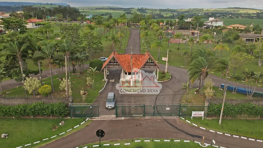 Foto 1 de Lote/Terreno à venda, 1000m² em , São Pedro