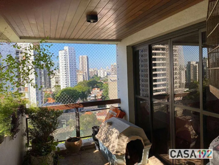 Foto 1 de Apartamento com 4 Quartos à venda, 210m² em Campo Belo, São Paulo