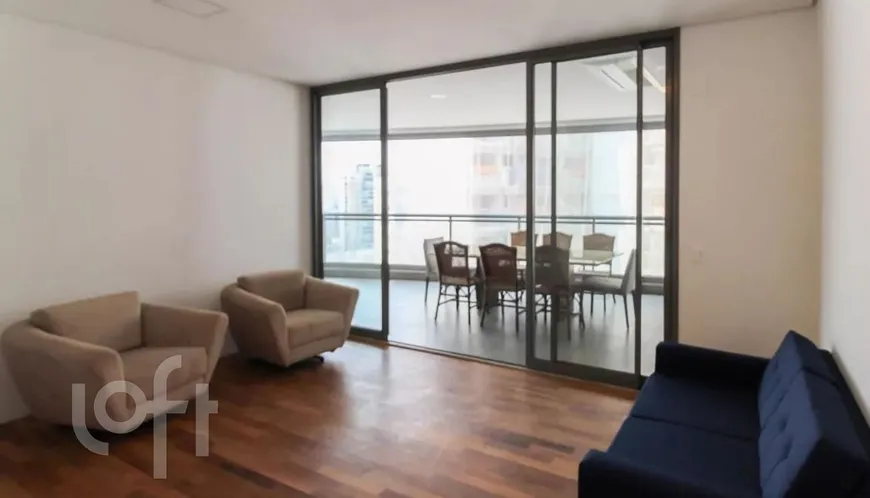 Foto 1 de Apartamento com 2 Quartos à venda, 109m² em Vila Olímpia, São Paulo