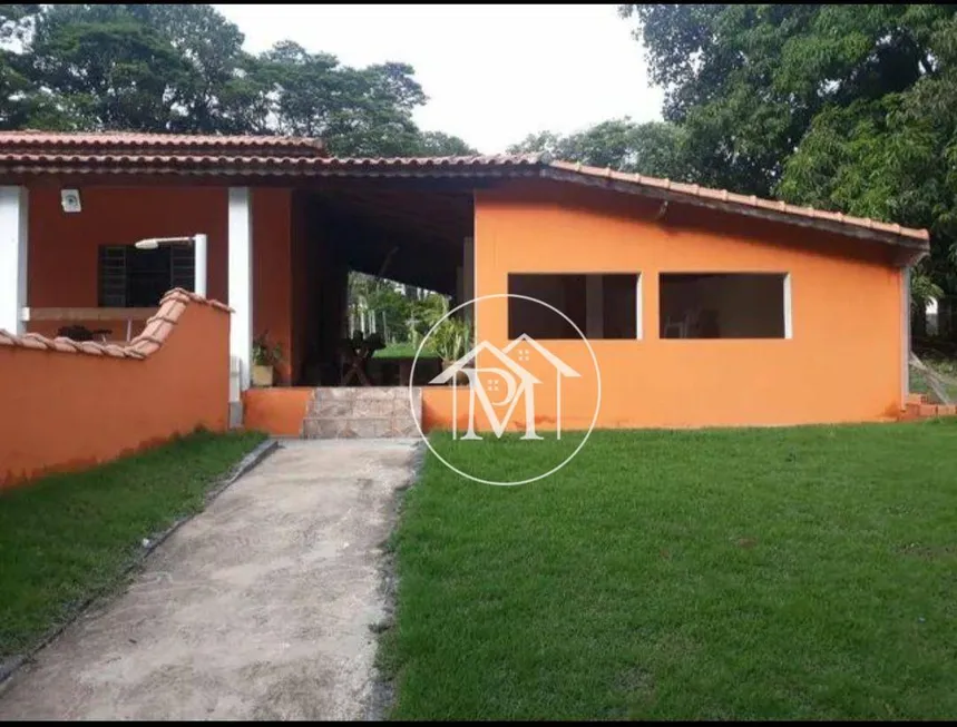 Foto 1 de Fazenda/Sítio com 4 Quartos à venda, 210m² em , Salto de Pirapora