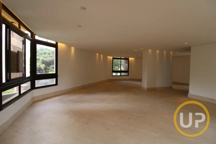 Foto 1 de Apartamento com 3 Quartos à venda, 354m² em Serra, Belo Horizonte