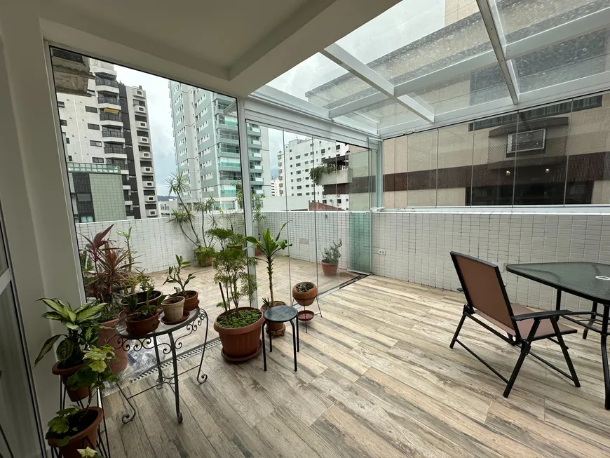 Foto 1 de Apartamento com 1 Quarto à venda, 72m² em Ponta da Praia, Santos