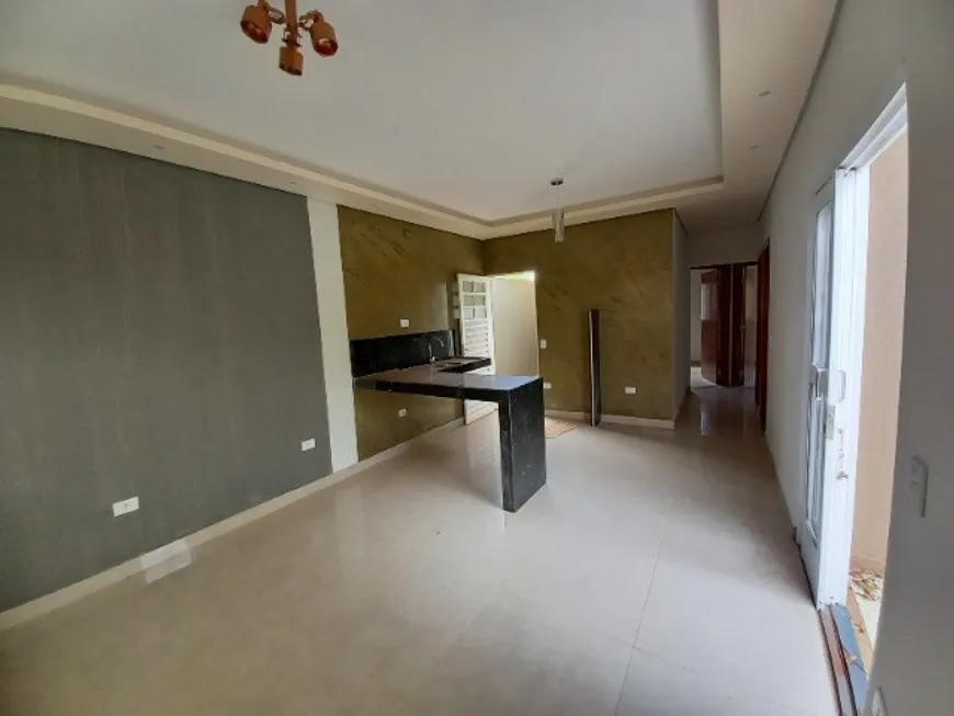 Foto 1 de Casa com 3 Quartos à venda, 160m² em Jardim das Palmeiras, Boituva
