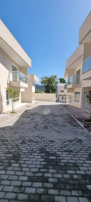Foto 1 de Casa de Condomínio com 3 Quartos à venda, 120m² em Engenho do Mato, Niterói