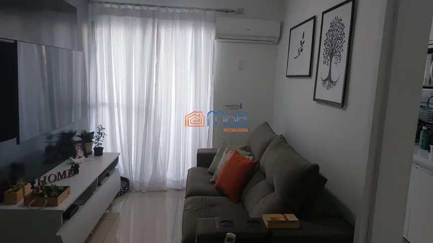 Foto 1 de Apartamento com 2 Quartos à venda, 49m² em Granja dos Cavaleiros, Macaé