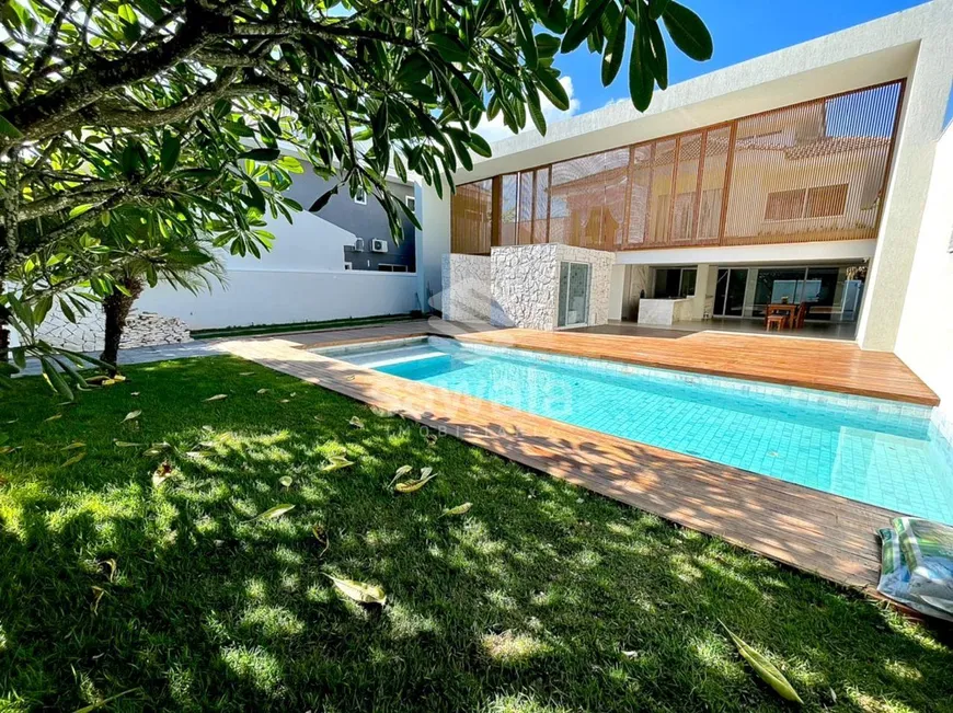 Foto 1 de Casa de Condomínio com 4 Quartos à venda, 420m² em Barra da Tijuca, Rio de Janeiro