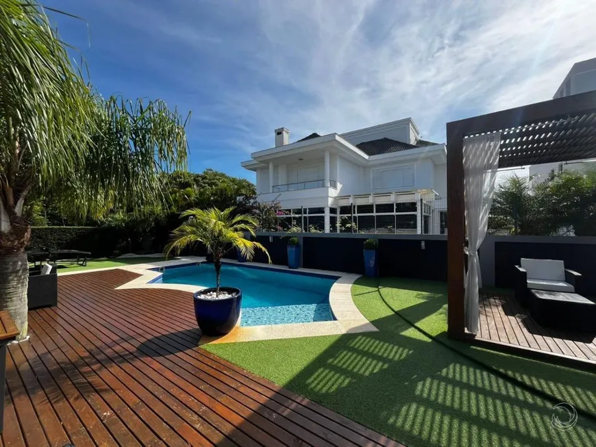 Foto 1 de Casa com 5 Quartos à venda, 620m² em Jurerê Internacional, Florianópolis