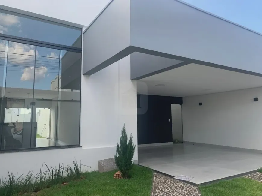 Foto 1 de Casa com 3 Quartos à venda, 140m² em Jardim Brasília, Uberlândia