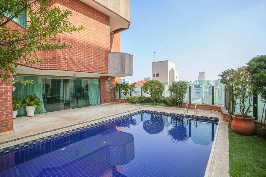 Foto 1 de Cobertura com 4 Quartos para alugar, 771m² em Jardim Paulista, São Paulo