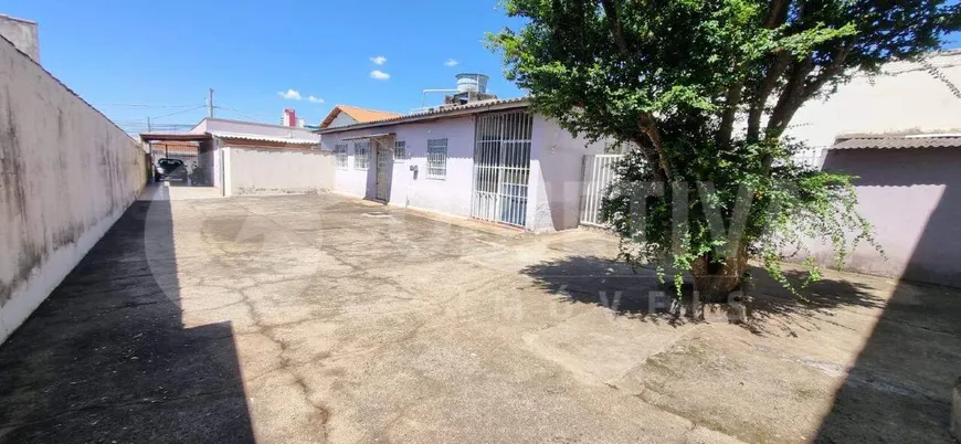 Foto 1 de Casa com 3 Quartos à venda, 206m² em Brasil, Uberlândia