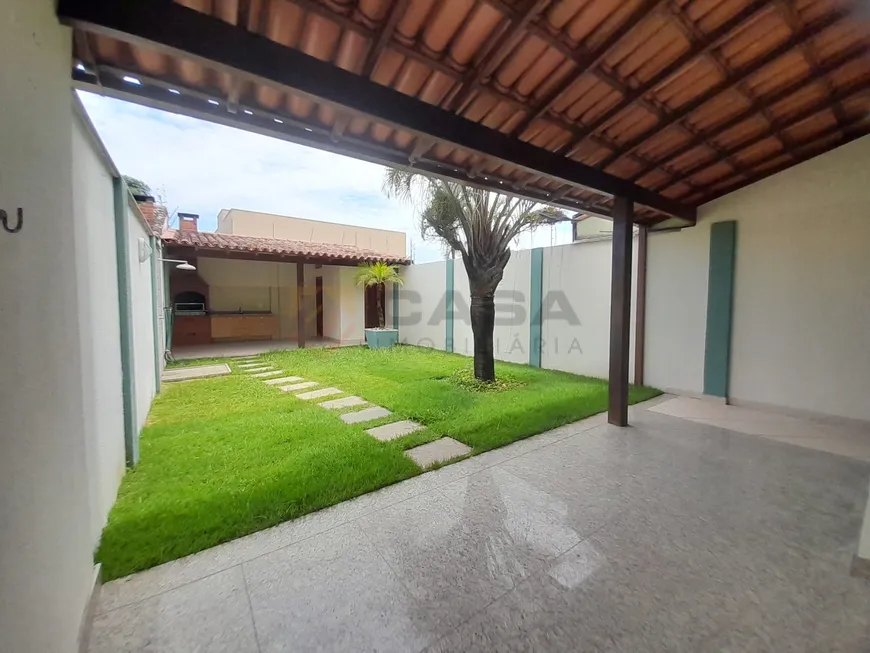 Foto 1 de Casa com 3 Quartos à venda, 177m² em Morada de Laranjeiras, Serra