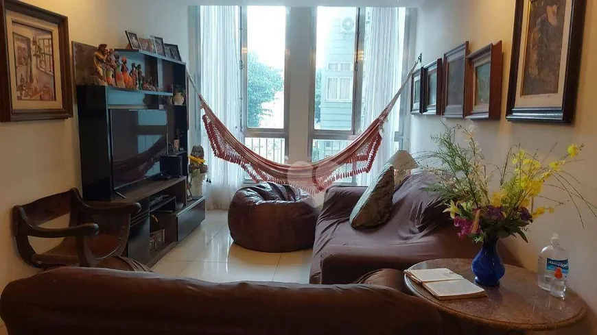 Foto 1 de Apartamento com 3 Quartos à venda, 110m² em Leme, Rio de Janeiro