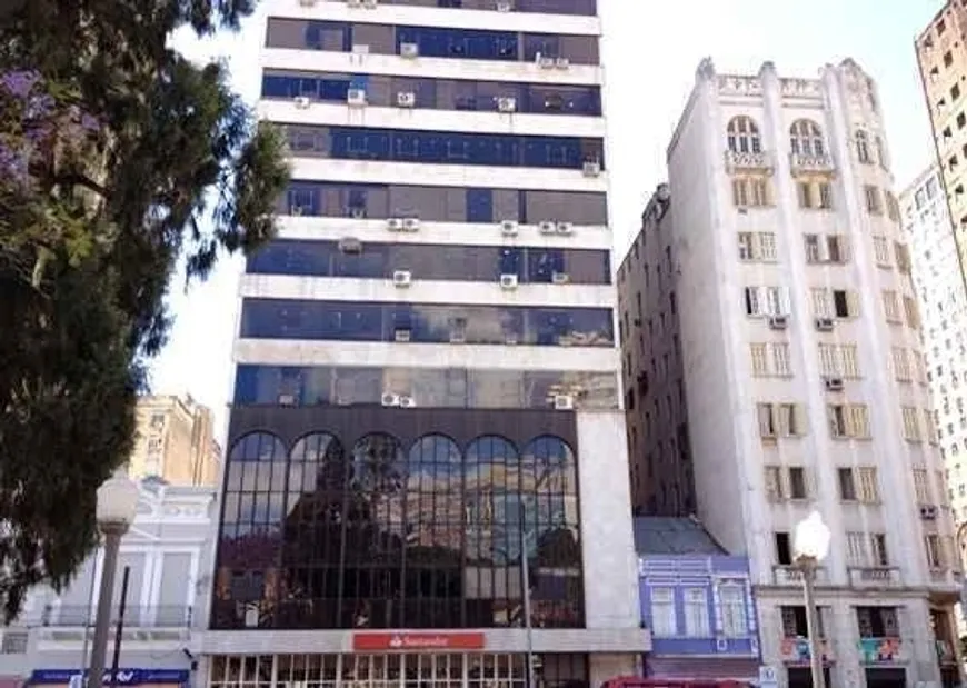 Foto 1 de Sala Comercial para alugar, 55m² em Centro, Porto Alegre