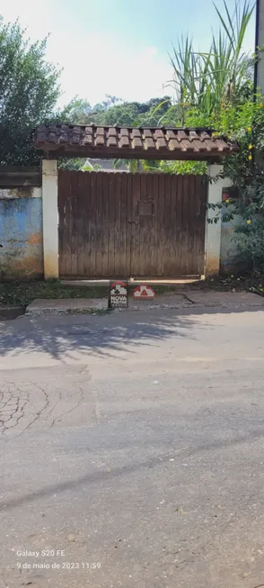 Foto 1 de Fazenda/Sítio com 3 Quartos para alugar, 500m² em Costinha, São José dos Campos