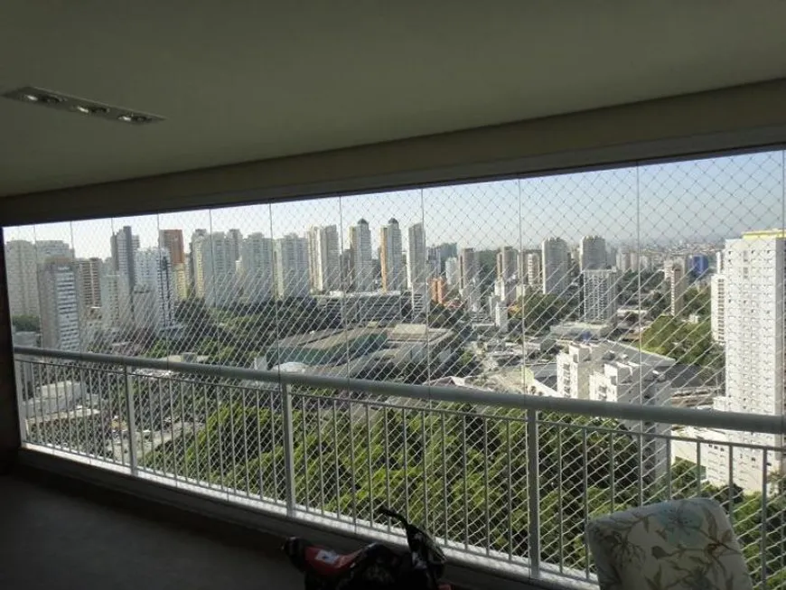 Foto 1 de Apartamento com 4 Quartos à venda, 223m² em Vila Suzana, São Paulo