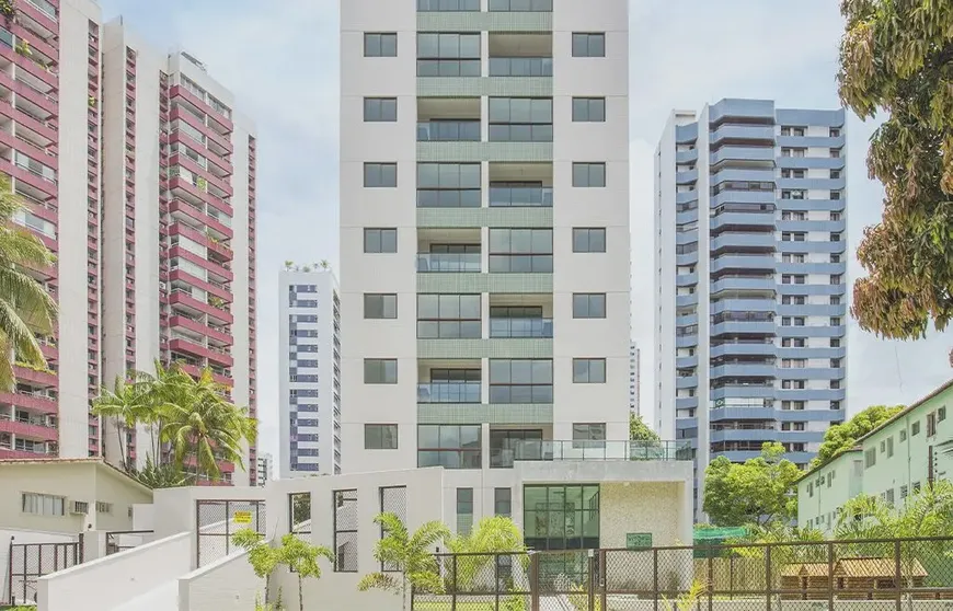 Foto 1 de Apartamento com 3 Quartos à venda, 88m² em Casa Forte, Recife