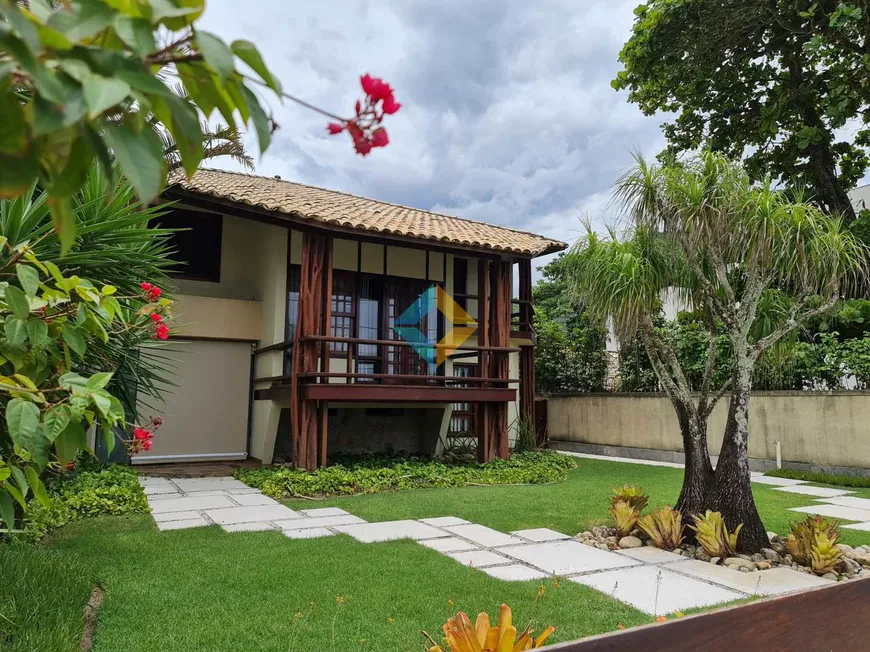 Foto 1 de Casa com 4 Quartos à venda, 650m² em Itacoatiara, Niterói