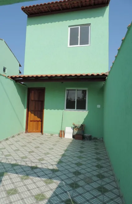 Foto 1 de Casa com 2 Quartos à venda, 70m² em Jardim Catarina, São Gonçalo