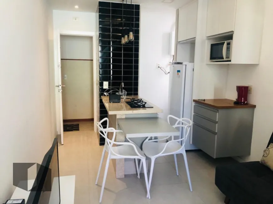 Foto 1 de Apartamento com 1 Quarto à venda, 35m² em Leblon, Rio de Janeiro