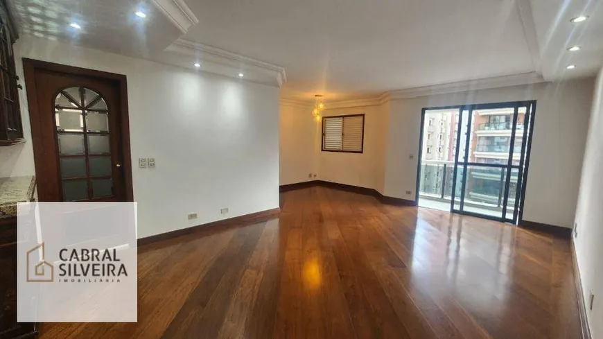 Foto 1 de Apartamento com 3 Quartos para venda ou aluguel, 118m² em Moema, São Paulo