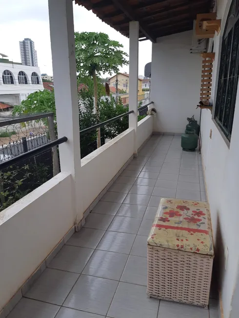 Foto 1 de Casa com 4 Quartos à venda, 220m² em Jardim Cuiabá, Cuiabá