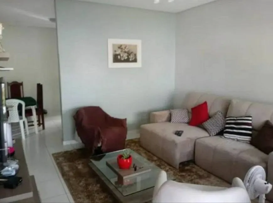 Foto 1 de Casa com 2 Quartos à venda, 90m² em Itapuã, Salvador