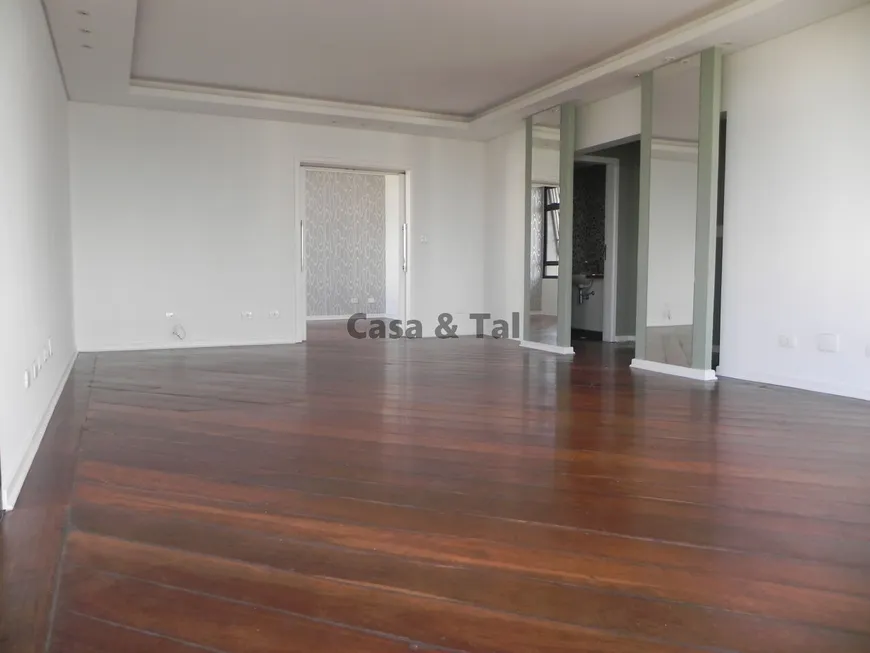 Foto 1 de Apartamento com 4 Quartos à venda, 230m² em Santo Amaro, São Paulo