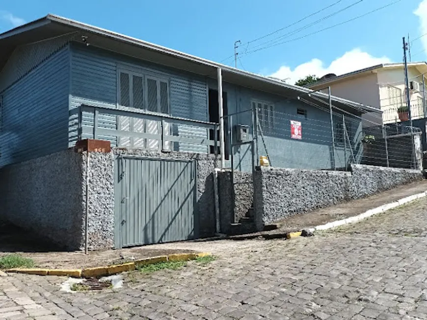Foto 1 de Casa com 3 Quartos à venda, 138m² em Industrial, Farroupilha