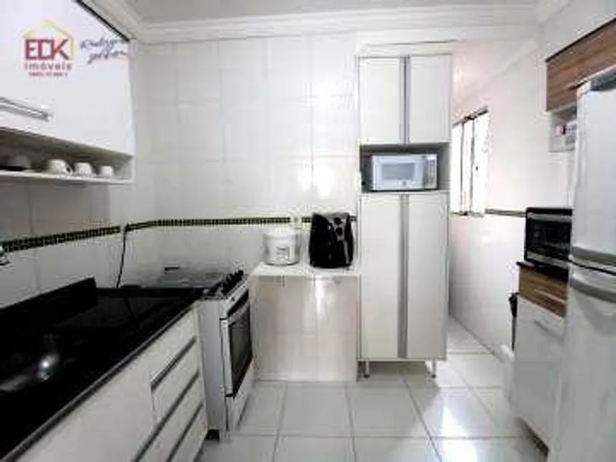 Foto 1 de Apartamento com 2 Quartos à venda, 60m² em Loteamento Residencial Andrade, Pindamonhangaba